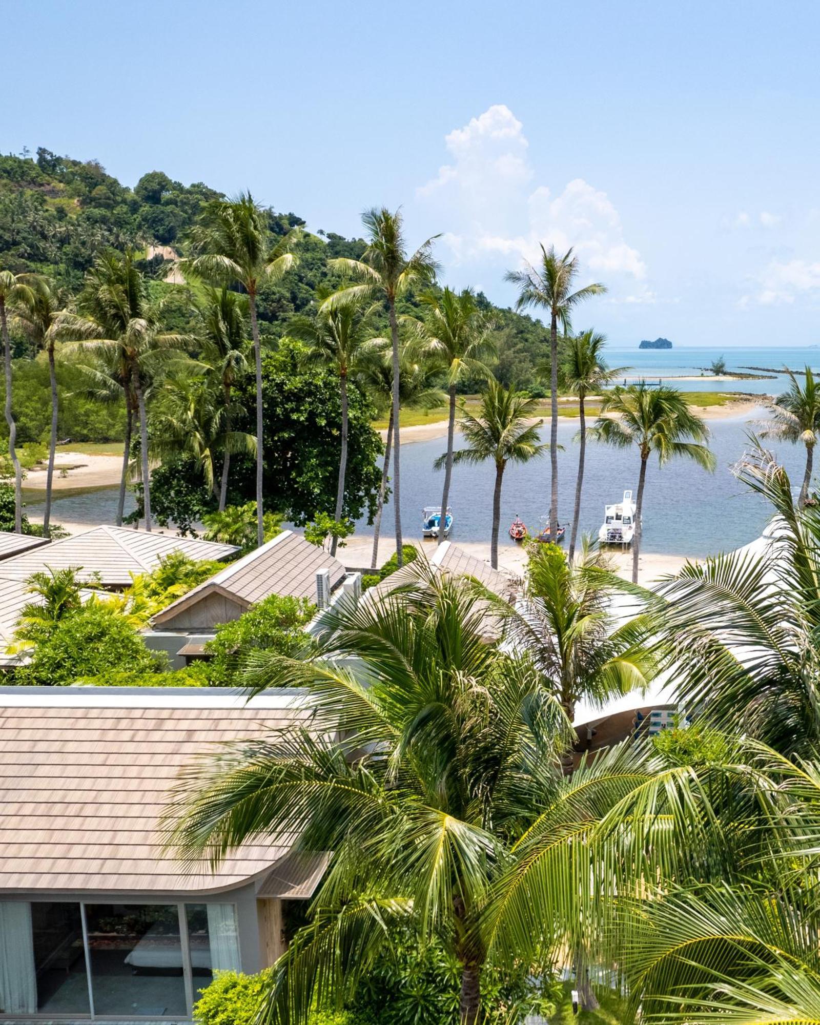 Avani Plus Samui Resort Taling Ngam Beach Exterior foto